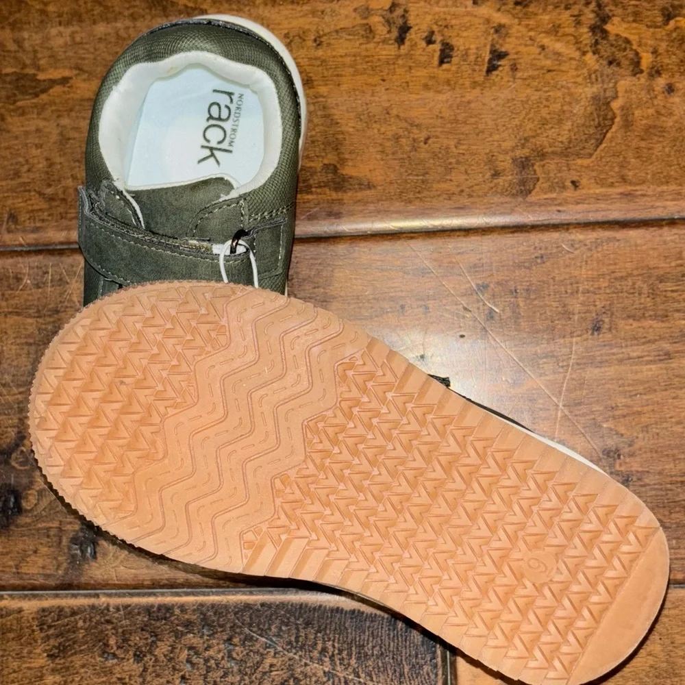 Olive Kids Sneakers with Velcro Straps - Picture 2 of 6